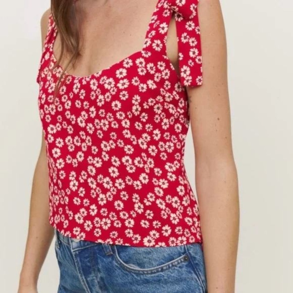 Reformation Embry top Red White Ditsy Floral Size 2
